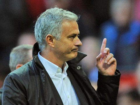 TIN HOT M.U 18/9: Lukaku là cầu thủ M.U thứ 3 làm được điều đặc biệt. Mourinho tiếp tục là Vua của Chủ nhật - Ảnh 5.