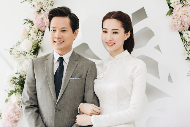Hoa hậu Đặng Thu Thảo rạng rỡ trong ngày đám hỏi - Ảnh 4.
