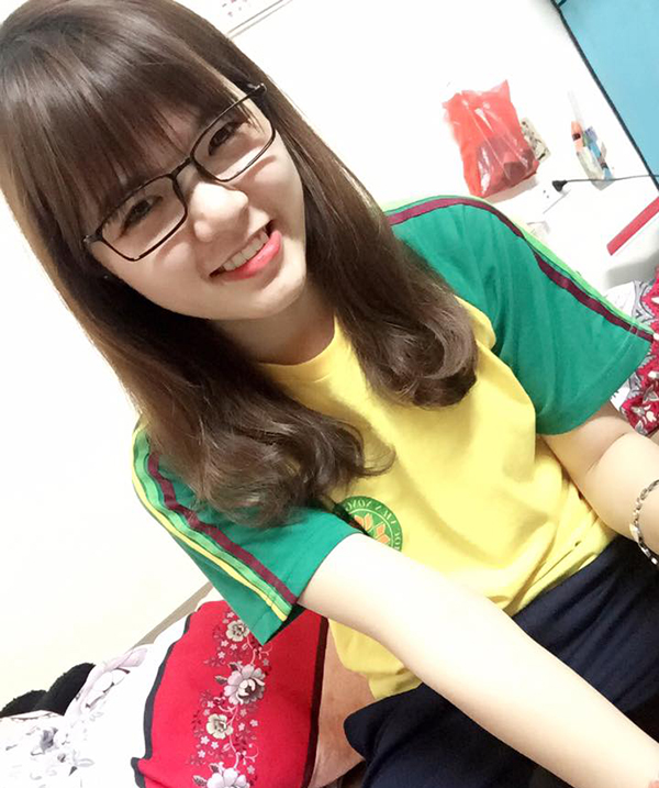 Nữ sinh trường Nông nghiệp xinh sẵn rồi, chẳng cần lụa là vẫn xinh - Ảnh 2.