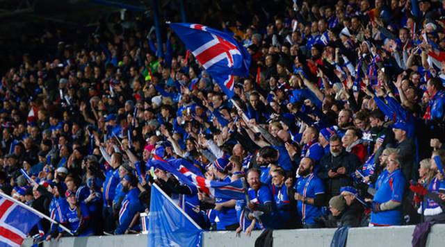 Iceland lại gây sốt khi trở thành quốc gia nhỏ nhất từng dự World Cup - Ảnh 4. Iceland lại gây sốt khi trở thành quốc gia nhỏ nhất từng dự World Cup - Ảnh 4.