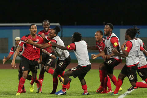 Cả nước Panama được nghỉ lễ sau khi đội tuyển gi&agrave;nh v&eacute; dự World Cup - Ảnh 2.