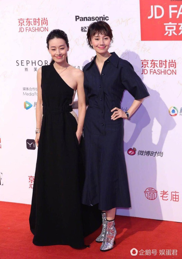 Gái một con Angelababy hoá công chúa, đọ sắc cùng dàn sao Hoa ngữ - Ảnh 26. Gái một con Angelababy hoá công chúa, đọ sắc cùng dàn sao Hoa ngữ - Ảnh 26.