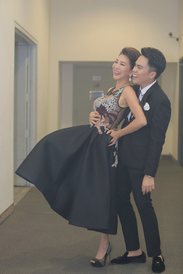 Quang Dũng h&ocirc;n Minh Tuyết sau hờn dỗi: &ldquo;Anh sợ Bằng Kiều kh&ocirc;ng d&aacute;m gần em&rdquo; - Ảnh 6.