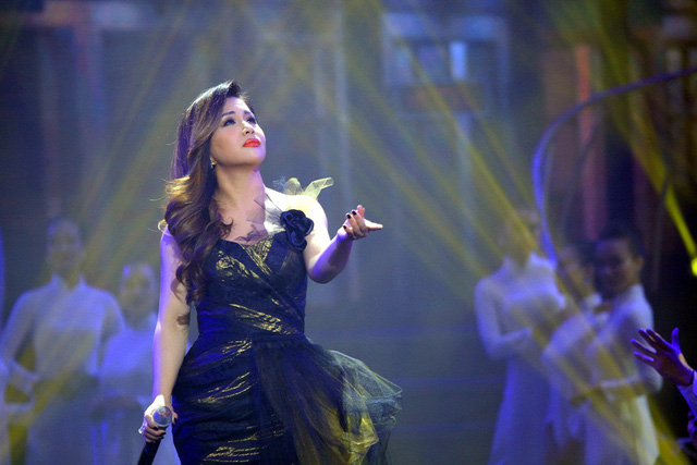 Quang Dũng h&ocirc;n Minh Tuyết sau hờn dỗi: &ldquo;Anh sợ Bằng Kiều kh&ocirc;ng d&aacute;m gần em&rdquo; - Ảnh 10.