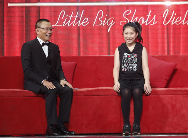 MC Lại Văn S&acirc;m bị cậu b&eacute; 10 tuổi ph&ecirc; b&igrave;nh v&igrave; &ldquo;tư duy thiếu logic&rdquo; tr&ecirc;n s&oacute;ng truyền h&igrave;nh - Ảnh 12.