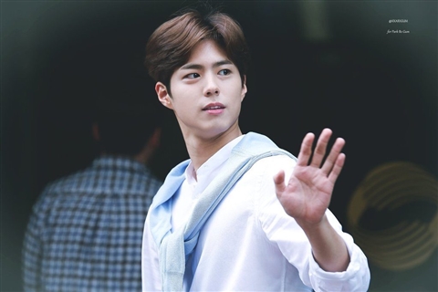 Hé lộ bí ẩn ‘bạn trai quốc dân’ Park Bo Gum từng được cứu sống nhờ thầy tu - Ảnh 3.