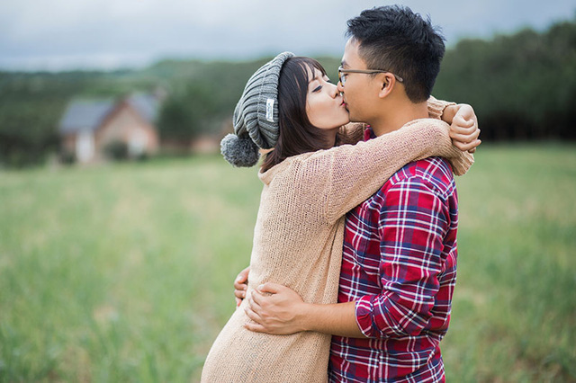 Chia tay 4 năm, cặp đ&ocirc;i t&aacute;i hợp với bộ ảnh ngọt ng&agrave;o - Ảnh 10.