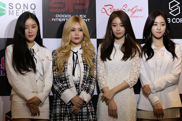 T-ara xinh đẹp, xuất hiện “chớp nhoáng” trước giờ diễn tại TPHCM - Ảnh 4. T-ara xinh đẹp, xuất hiện “chớp nhoáng” trước giờ diễn tại TPHCM - Ảnh 4.