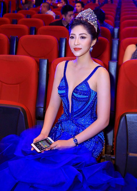 Khi Hoa hậu thanh minh Tôi không quá xấu!, Thu Minh luận bàn “hot girl đi hát” - Ảnh 4. Khi Hoa hậu thanh minh Tôi không quá xấu!, Thu Minh luận bàn “hot girl đi hát” - Ảnh 4.