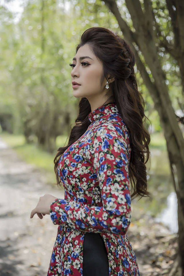 Thanh Trúc nghẹn ngào chuyện gia đình tan vỡ, túng thiếu, mẹ lầm lũi nuôi con - Ảnh 2. Thanh Trúc nghẹn ngào chuyện gia đình tan vỡ, túng thiếu, mẹ lầm lũi nuôi con - Ảnh 2.