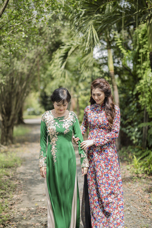 Thanh Trúc nghẹn ngào chuyện gia đình tan vỡ, túng thiếu, mẹ lầm lũi nuôi con - Ảnh 20. Thanh Trúc nghẹn ngào chuyện gia đình tan vỡ, túng thiếu, mẹ lầm lũi nuôi con - Ảnh 20.