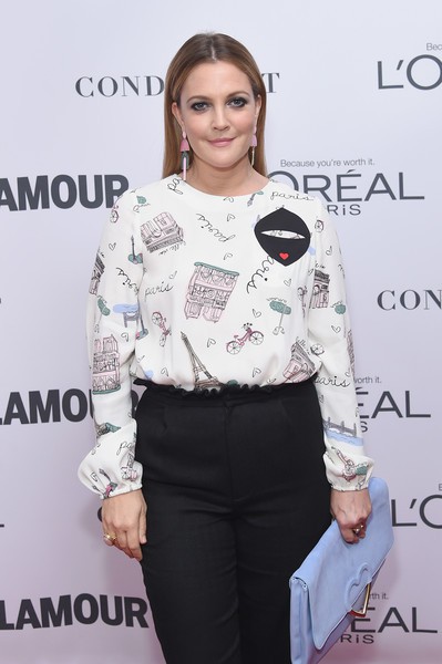 Drew Barrymore t&aacute;i xuất trẻ trung - Ảnh 2.