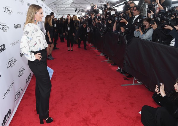 Drew Barrymore t&aacute;i xuất trẻ trung - Ảnh 12.