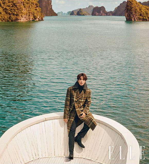 T&agrave;i tử Jung Yong Hwa với bộ ảnh si&ecirc;u chất tại Vịnh Hạ Long - Ảnh 1.