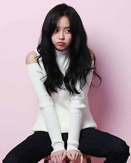 Kim So Hyun cực đáng yêu trong loạt ảnh mới - Ảnh 4.