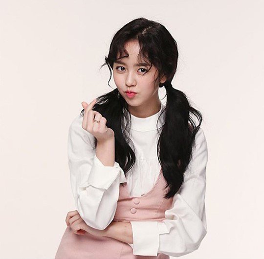 Kim So Hyun cực đáng yêu trong loạt ảnh mới - Ảnh 2.