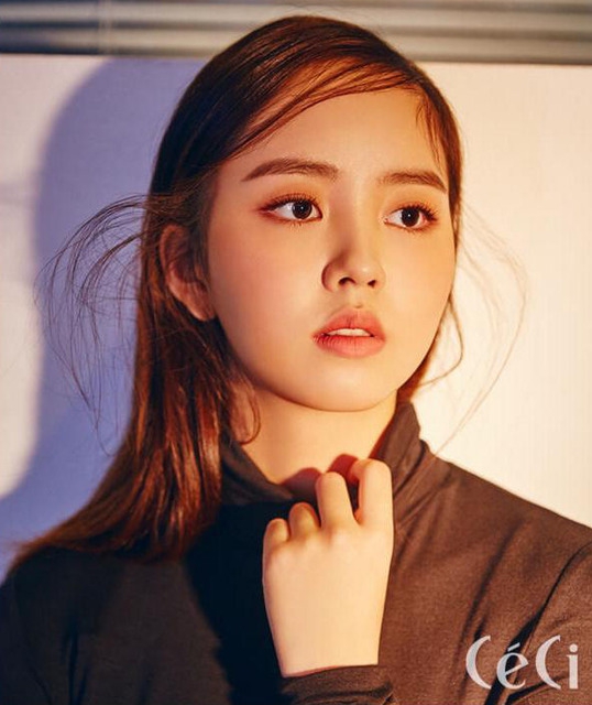 Vẻ trưởng thành xinh đẹp của Kim So Hyun ở tuổi 18 - Ảnh 10.