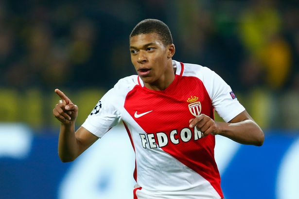 Mbappe đang là cái tên hot trên thị trường chuyển nhượng
