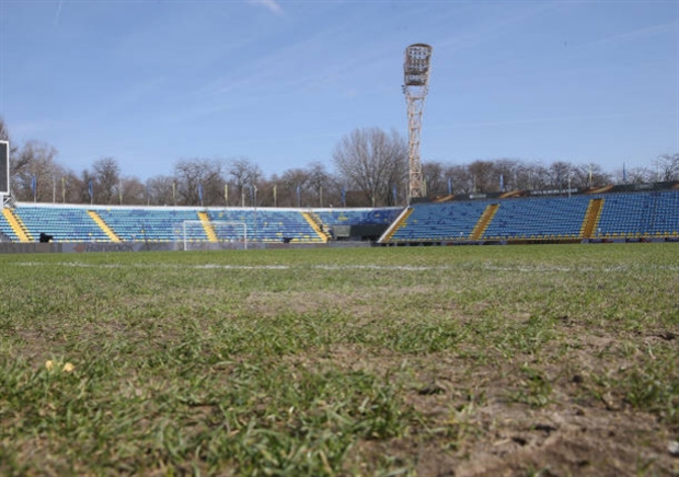 Jose Mourinho phàn nàn về chất lượng sân của Rostov - Ảnh 2.