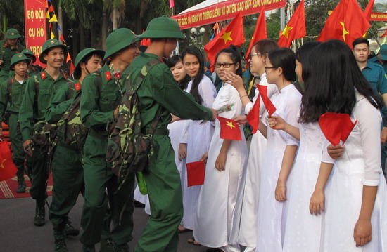 Sôi nổi ngày hội tòng quân tại Nam Trung Bộ, Tây Nguyên - Ảnh 2.