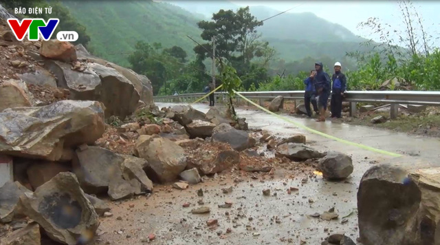 Quảng Nam: Nhiều khu vực huyện Nông Sơn bị chia cắt - Ảnh 2.