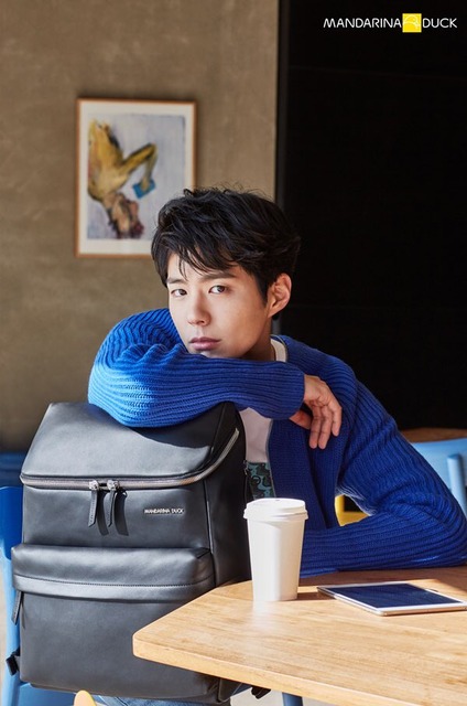 Park Bo Gum lạnh lùng trong bộ ảnh mới - Ảnh 6.