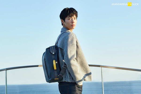 Park Bo Gum lạnh lùng trong bộ ảnh mới - Ảnh 1.