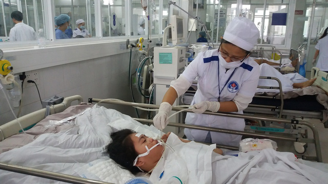 Sự sống mong manh của cô gái trẻ Hrê bị bệnh suy nhược cơ - Ảnh 2. Sự sống mong manh của cô gái trẻ Hrê bị bệnh suy nhược cơ - Ảnh 2.