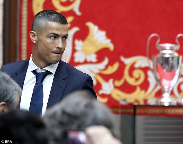 Ronaldo muốn viết tiếp trang sử hào hùng cùng Real Madrid - Ảnh 7.