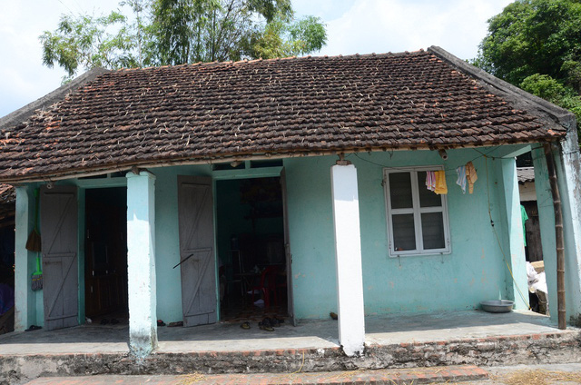 Đi thăm con trai bị tâm thần, mẹ gặp tai nạn phải cưa bỏ 1 chân - Ảnh 1. Đi thăm con trai bị tâm thần, mẹ gặp tai nạn phải cưa bỏ 1 chân - Ảnh 1.