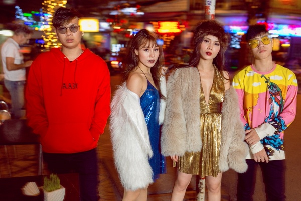 Team Yến Trang khoe street style chất lừ trước đêm thi đối đầu The Remix - Ảnh 11.