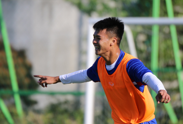 U20 Việt Nam chơi game nhập vai, team Hoàng Nam đoạt giải thưởng của HLV trưởng - Ảnh 12.