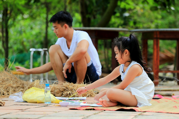 Con gái Tiến Lộc dụ bố tham gia Bố ơi! Mình đi đâu thế? - Ảnh 2.