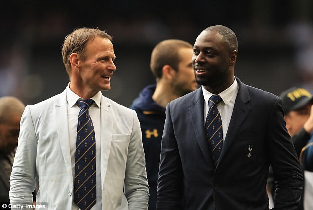 VIDEO Nhìn lại trận chia tay sân White Hart Lane đầy cảm xúc giữa Tottenham - Man Utd - Ảnh 14.