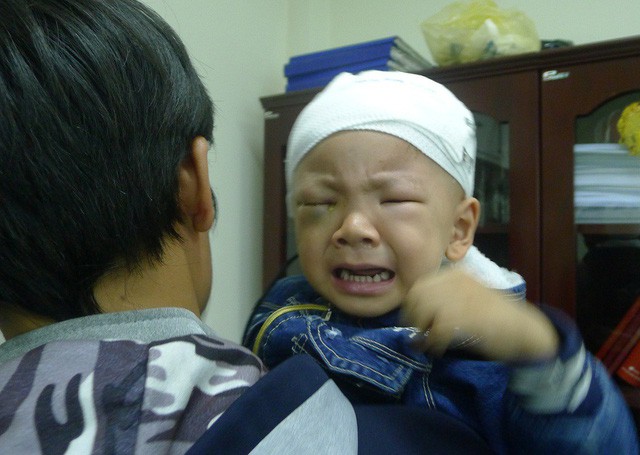 Đau đớn cảnh mẹ ung thư hạch, con ung thư võng mạc - Ảnh 4. Đau đớn cảnh mẹ ung thư hạch, con ung thư võng mạc - Ảnh 4.
