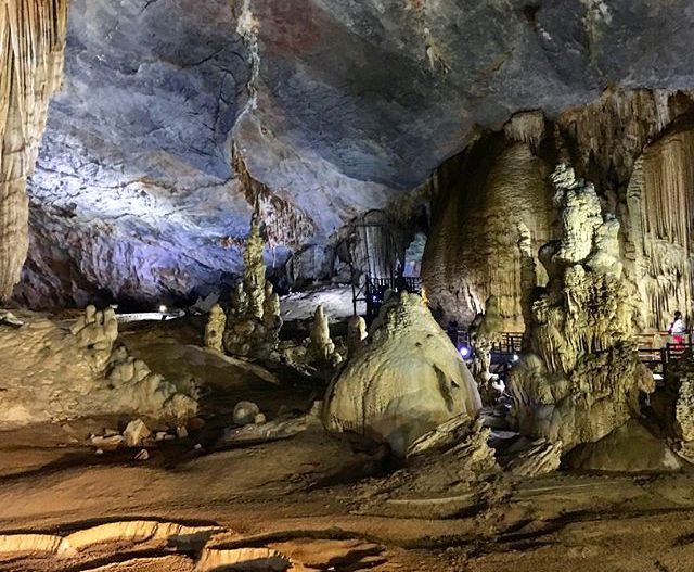 Mê mải với chốn “hoàng cung trong lòng đất” ở Quảng Bình - Ảnh 6.