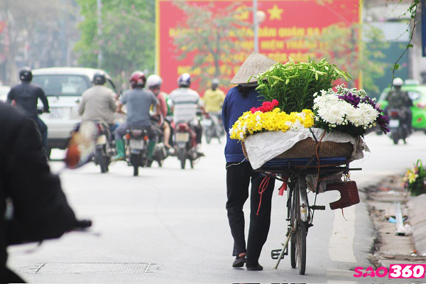 Dịu dàng tháng tư, loa kèn về ngang phố - Ảnh 8.