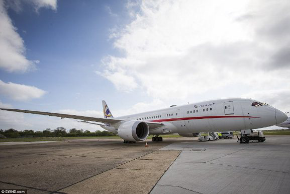 Chuyến bay trong mơ với giá gần 600 triệu đồng/giờ bay - Ảnh 9. Chuyến bay trong mơ với giá gần 600 triệu đồng/giờ bay - Ảnh 9.