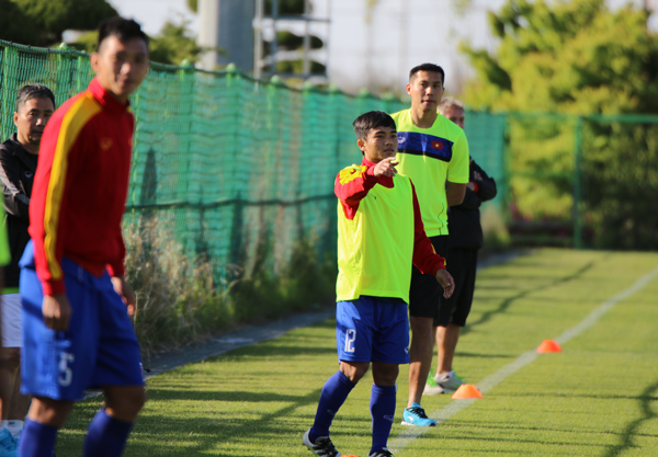 U20 Việt Nam chơi game nhập vai, team Hoàng Nam đoạt giải thưởng của HLV trưởng - Ảnh 9.