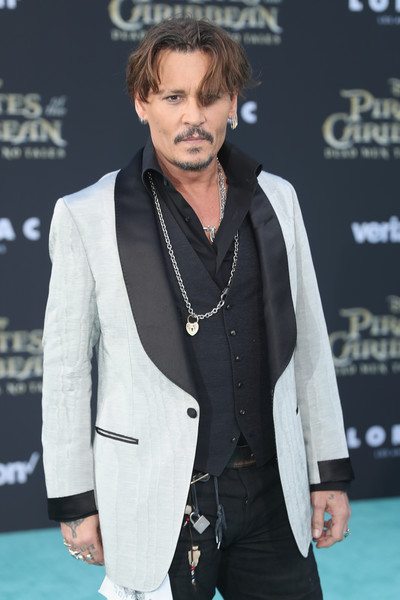 Johnny Depp trở lại mạnh mẽ với Pirates Of The Caribbean: Dead Men Tell No Tales - Ảnh 7.