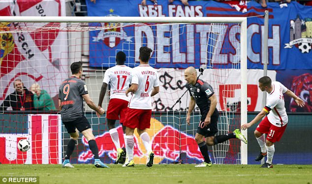 Bayern Munich ngược dòng không tưởng trước Leipzig - Ảnh 5.