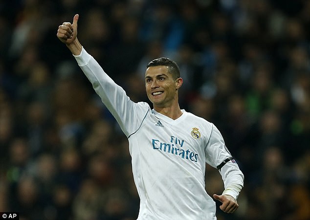 Chỉ mình Ronaldo làm được 11 điều phi thường này ở Champions League! - Ảnh 7.