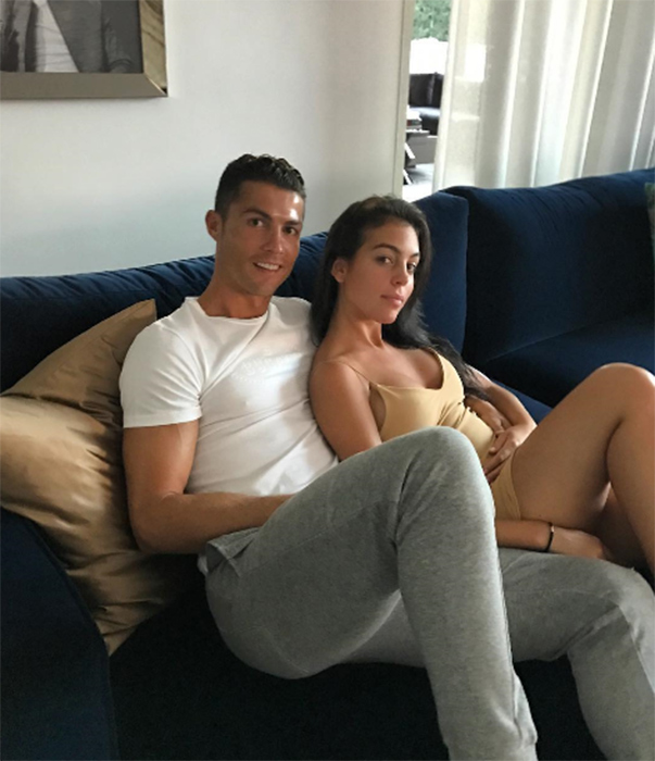 Rộ tin con trai C.Ronaldo sắp có thêm em - Ảnh 1.