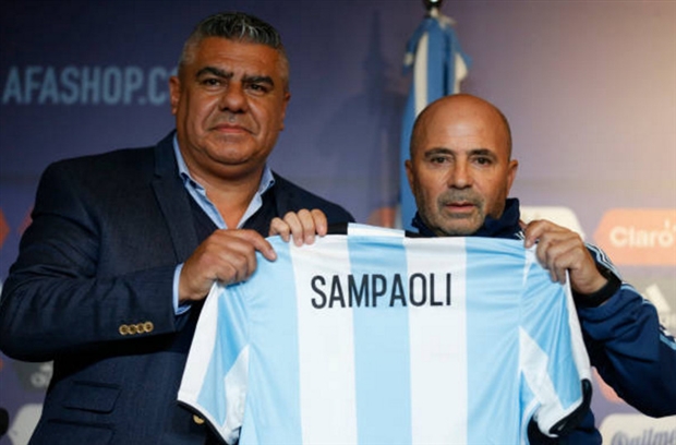 HLV Jorge Sampaoli chính thức dẫn dắt ĐT Argentina - Ảnh 1.