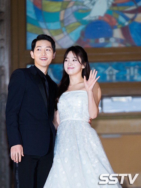 Song Hye Kyo bí mật làm việc thiện sau xác nhận kết hôn Song Joong Ki - Ảnh 2.