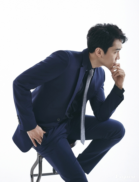 Song Seung Hun lịch lãm ở tuổi 40 - Ảnh 3.