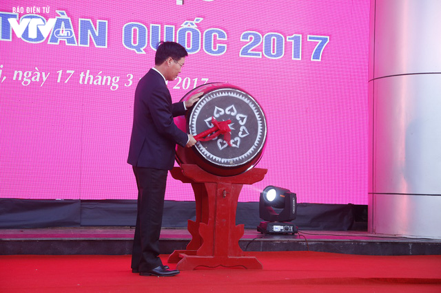 Tưng bừng Hội báo toàn quốc 2017 trong ngày khai mạc - Ảnh 2.