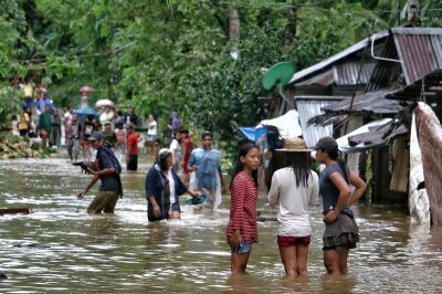 Bão Kai-Tak tiếp tục gây nhiều thương vong ở Philippines - Ảnh 1.