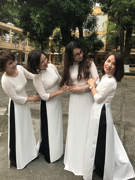 Trường ơi, chúng tôi đã về sau 20 năm! - Ảnh 3. Trường ơi, chúng tôi đã về sau 20 năm! - Ảnh 3.