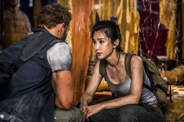 L&yacute; Băng Băng đẹp bất chấp tuổi t&aacute;c trong Vệ binh lăng mộ cổ - Ảnh 2.